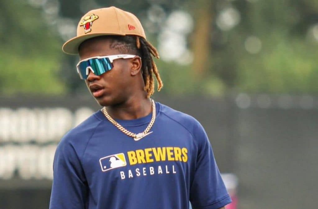 Jesús Madé pega cuadrangular en los playoffs de Doble A