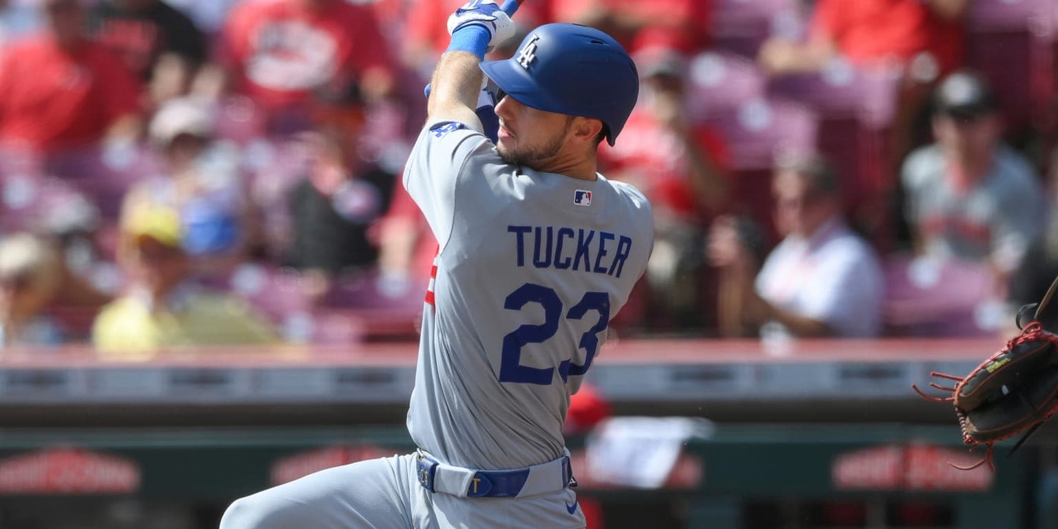 Tucker luce y L.A. sella 5to título seguido del Oeste de la L.N., 13ro en 14 años