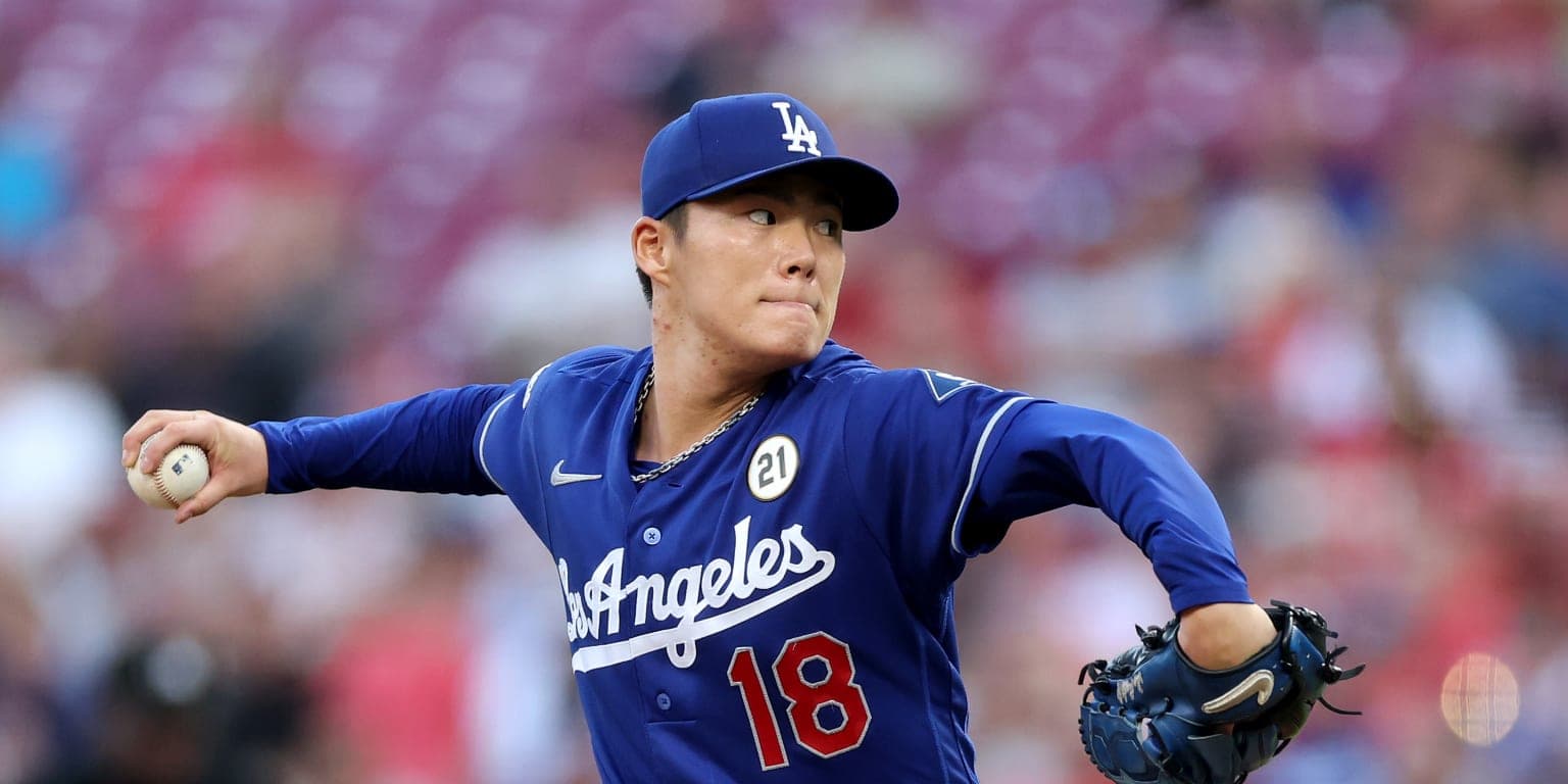 Yamamoto se repone de un titubeante 1er inning y Dodgers blanquean a Rojos