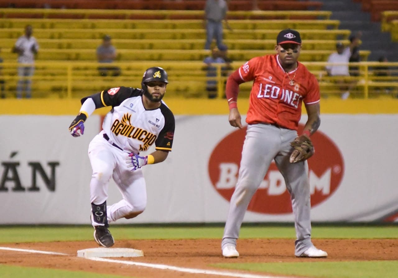 Leones ganan batallado juego contra las Águilas Cibaeñas - Águilas Cibaeñas