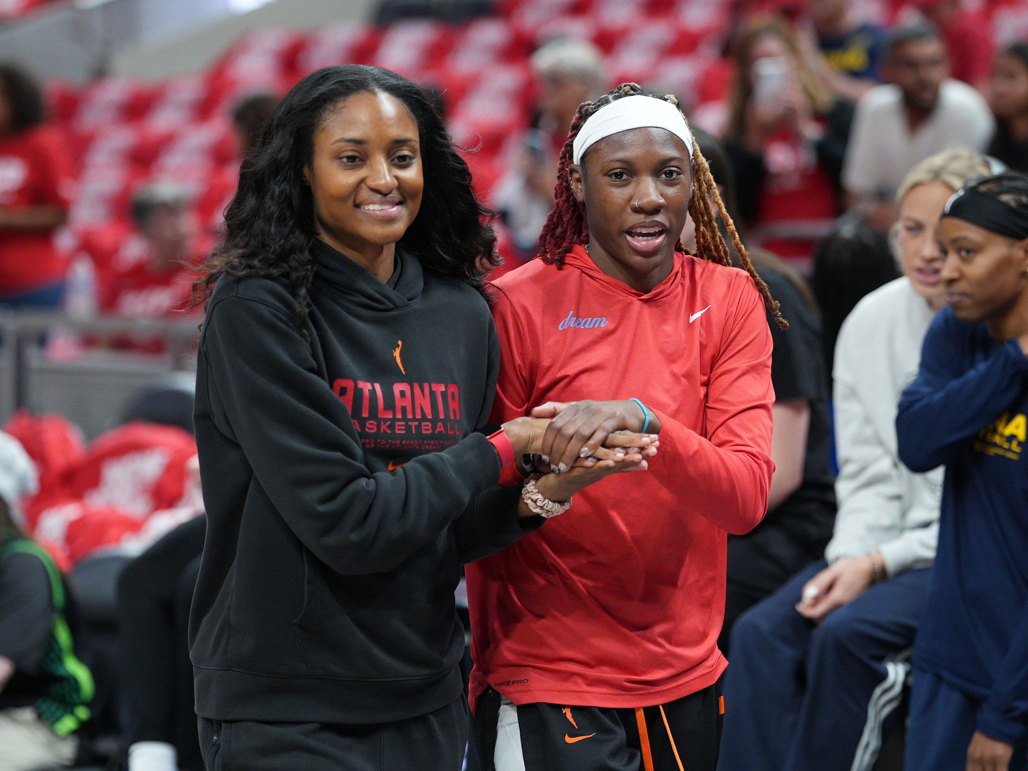 WNBA Finals 2026: LaToya Sanders busca guiar al Dream al título como asistente