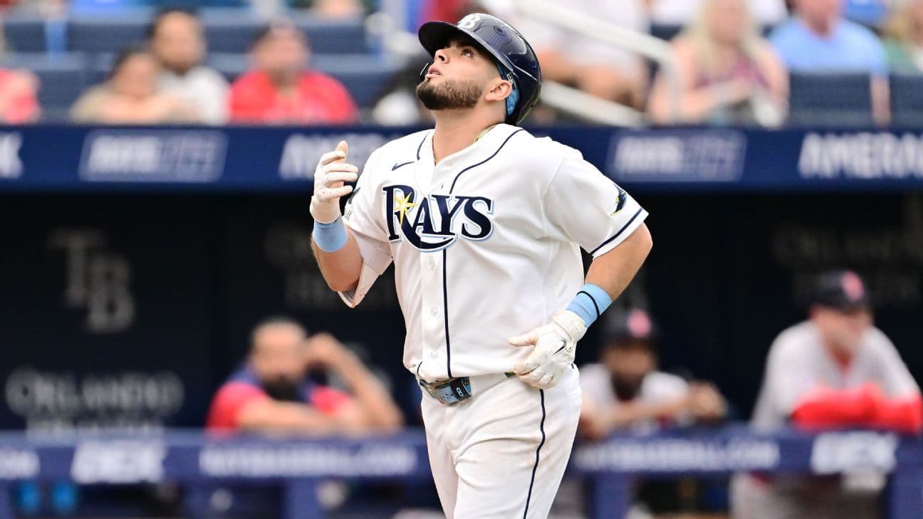 Mexicano Jonathan Aranda conecta jonrón contra Yankees