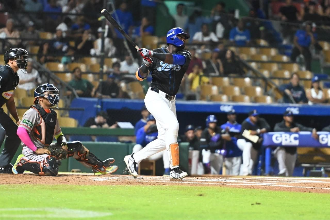 Licey vence a Toros; Escogido a Gigantes y Águilas a las Estrellas
