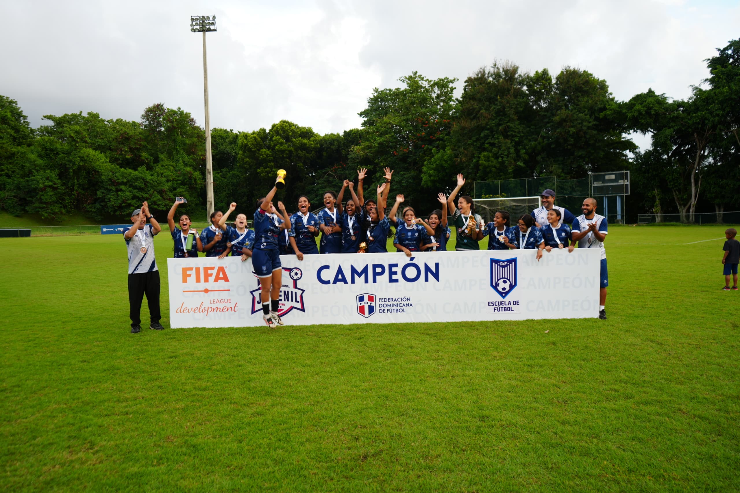 EF D&F campeón del TNAC Juvenil Femenino 2026 de la FDF