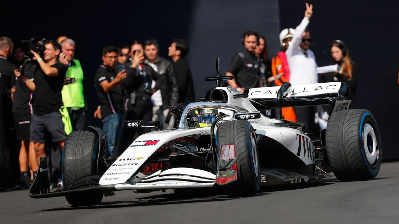 F1: ¿Checo utilizó el mismo auto que Brad Pitt en Reforma?