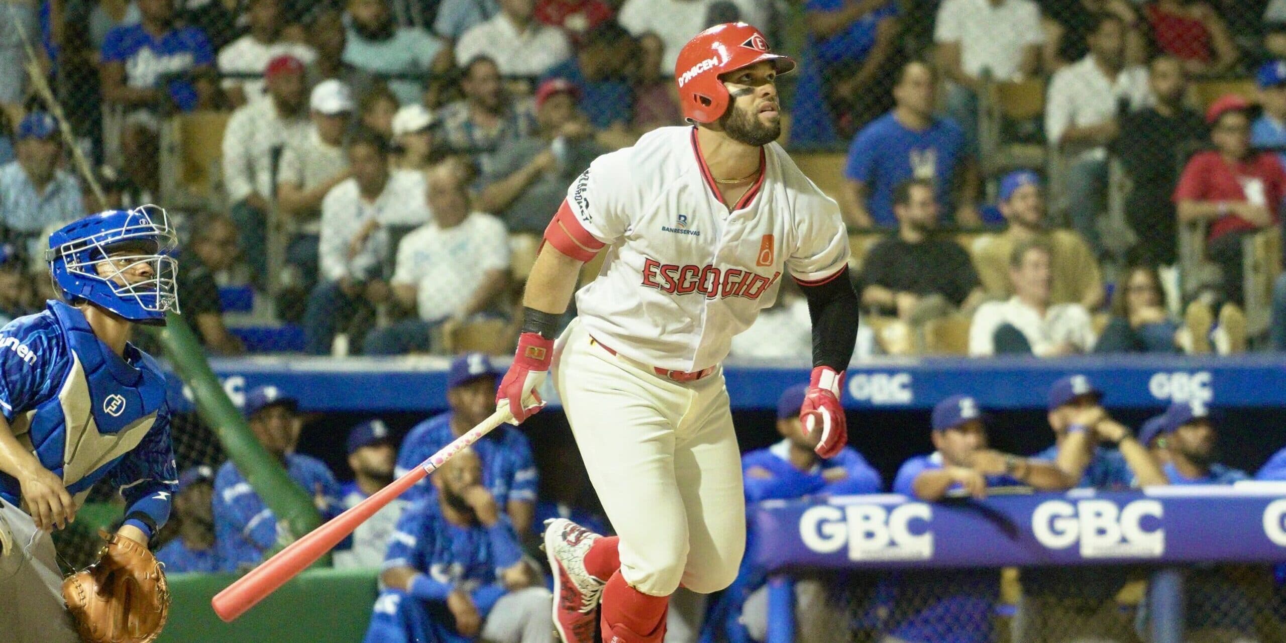Lake y Marmolejos remolcan en derrota ante Licey