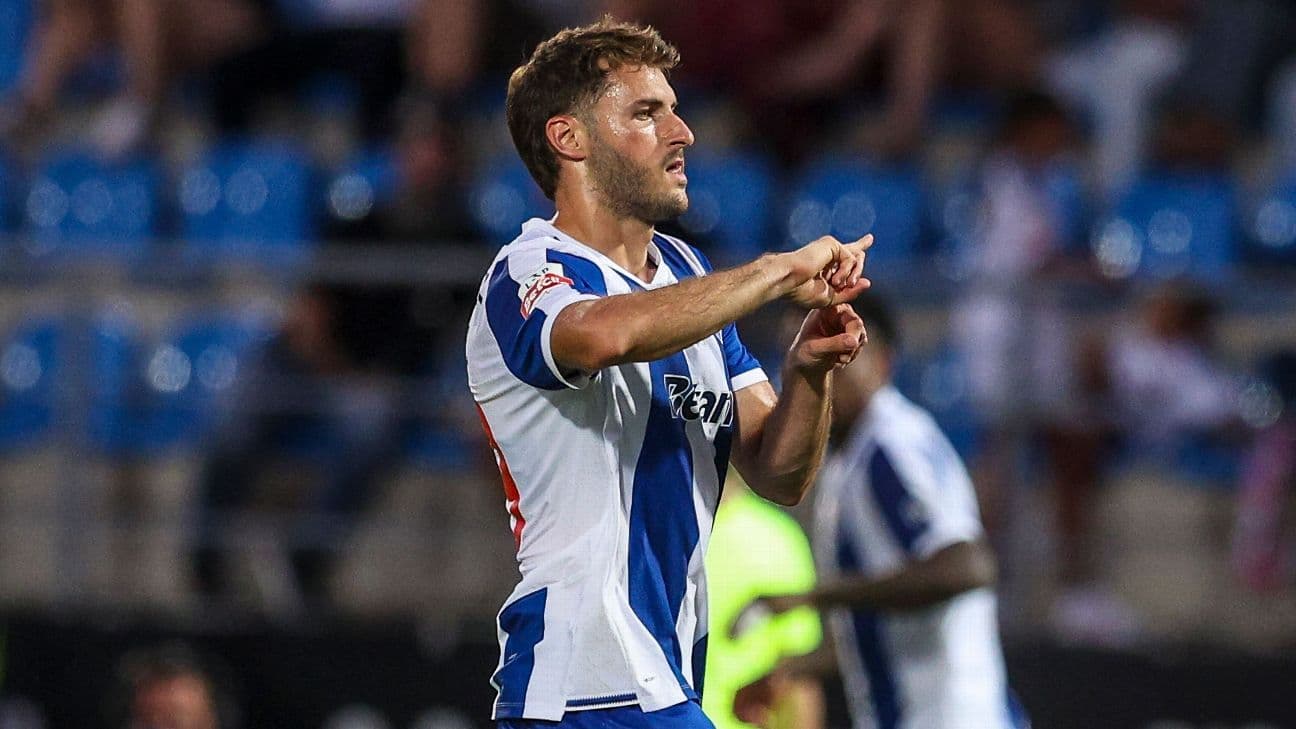 Santi Gimenez marca con Porto ante Académico de Viseu en Copa de la Liga