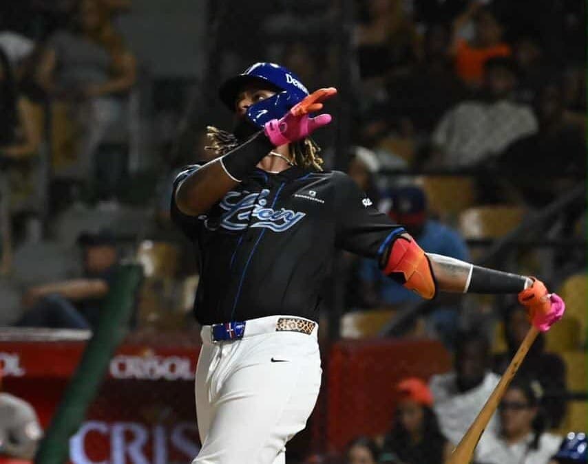 Kevin Alcántara cumple el sueño de jugar con Licey y aprovecha el chance
