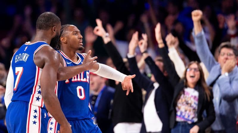 Maxey, LeBron y los Sixers remontan 29 puntos para derrotar a los Cavaliers