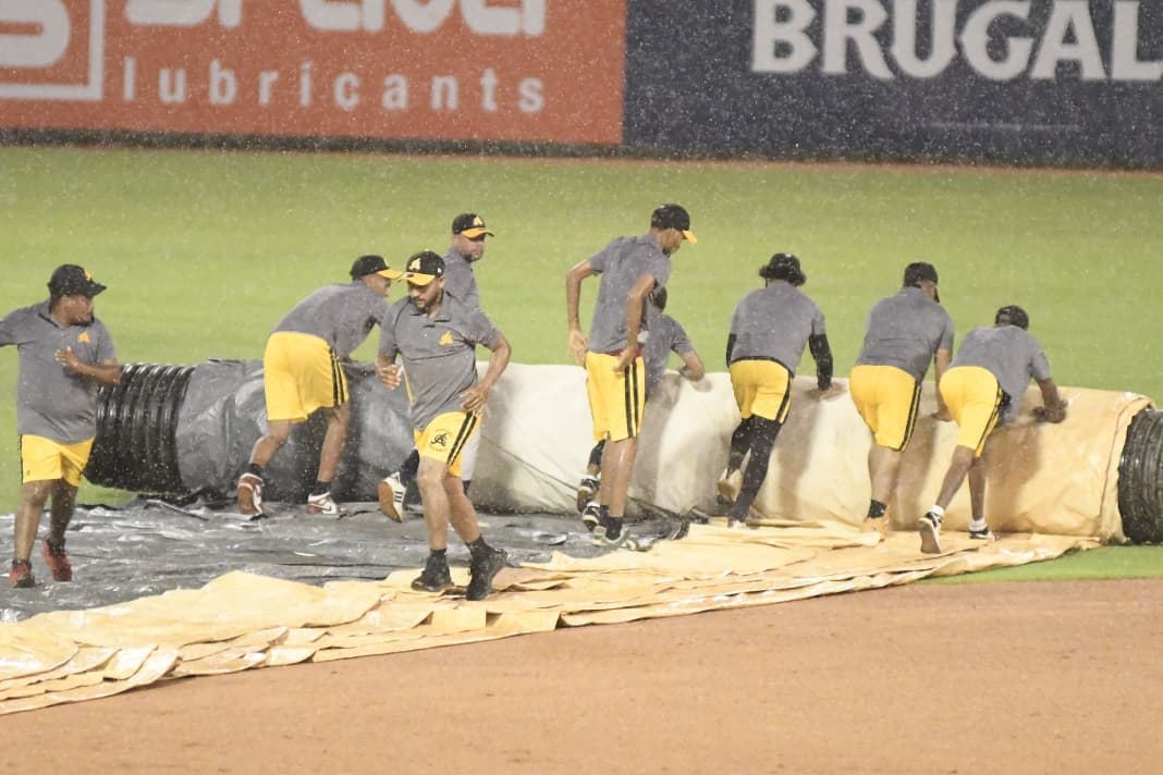 Suspendido por lluvia juego Estrellas y Águilas Cibaeñas - Águilas Cibaeñas