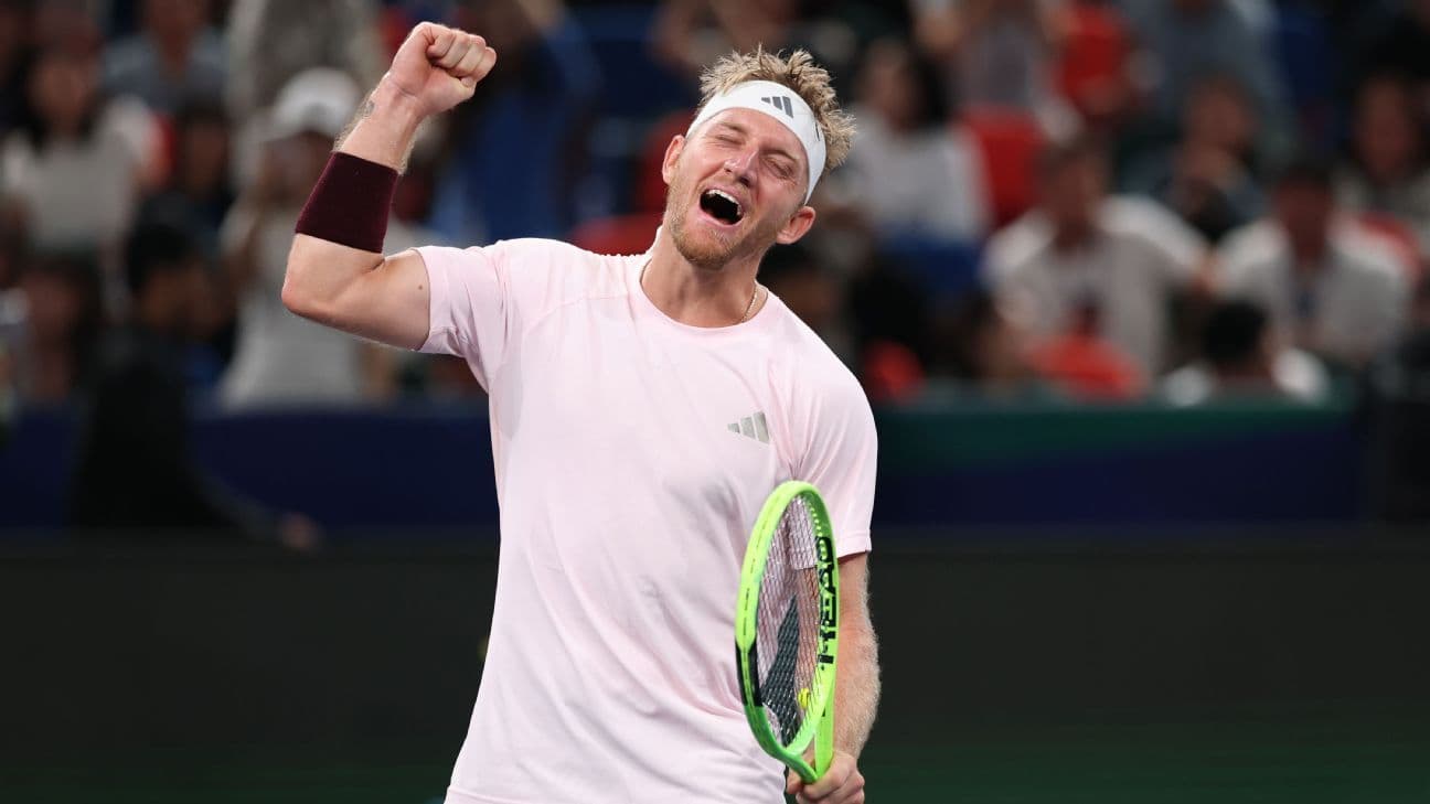 Davidovich remontó un 1-6, venció a Jódar en la final de Shanghai y levantó el título más importante de su carrera