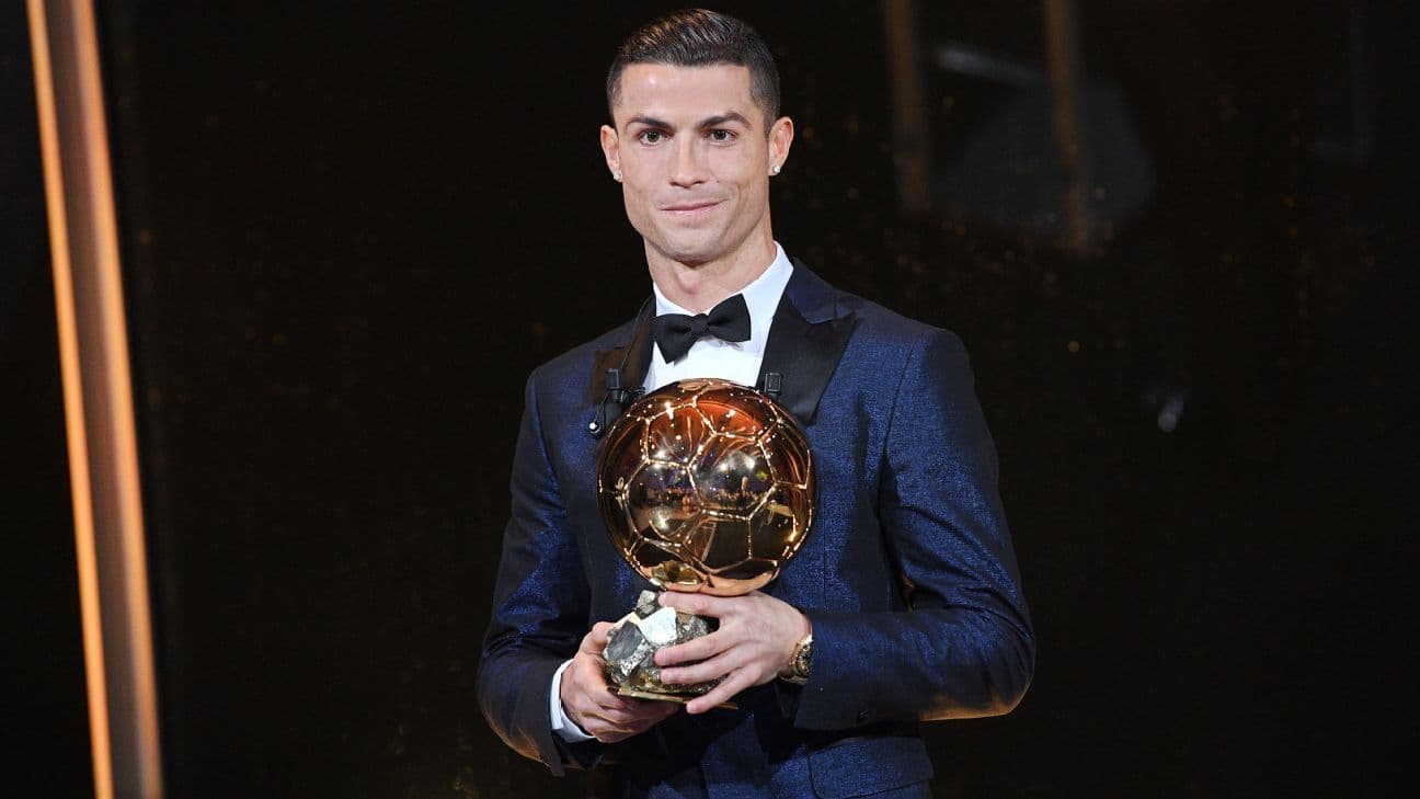 Cristiano gana el B.O.A.T. a mejor Balón de Oro de la historia