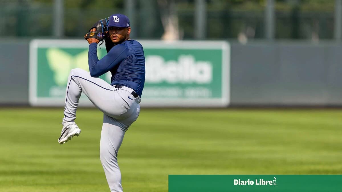 Tampa Bay se aferra a Freddy Peralta para evitar rozar el abismo en la Serie Mundial