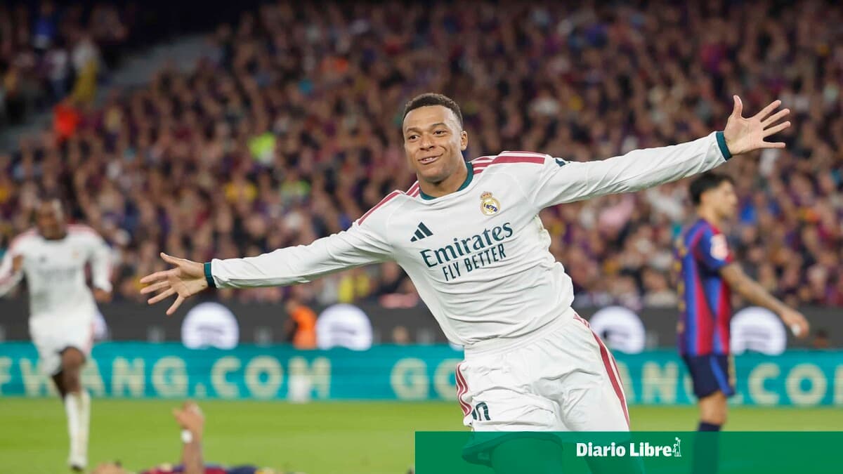 Mbappé brinda el Clásico al Real Madrid en Barcelona