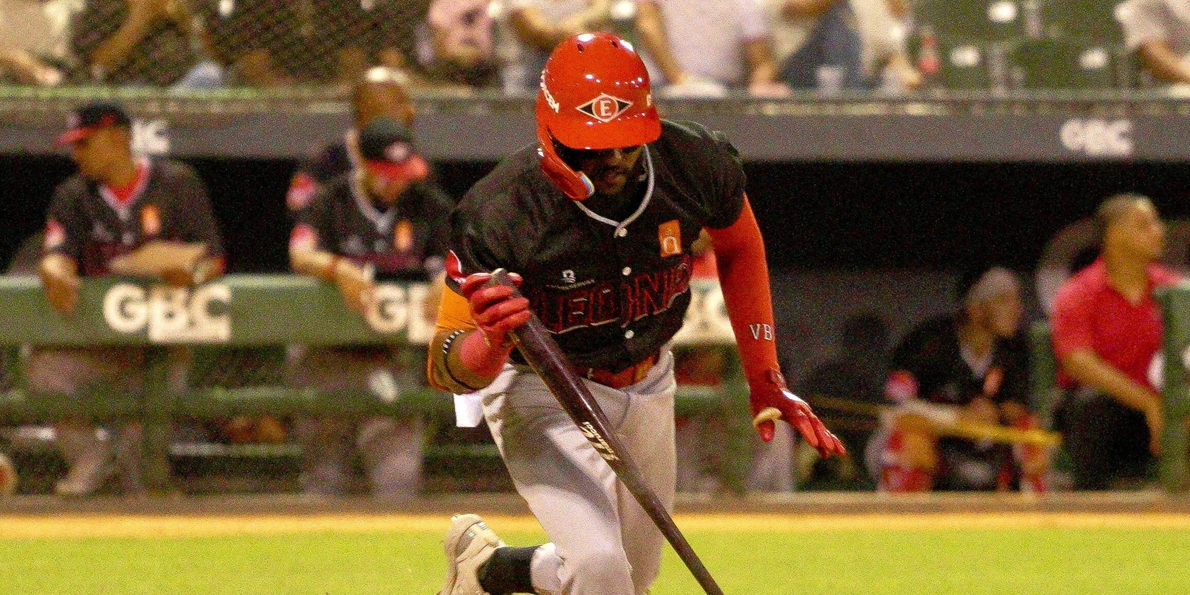 Leones conectan cuatro extrabases, pero caen en el Tetelo