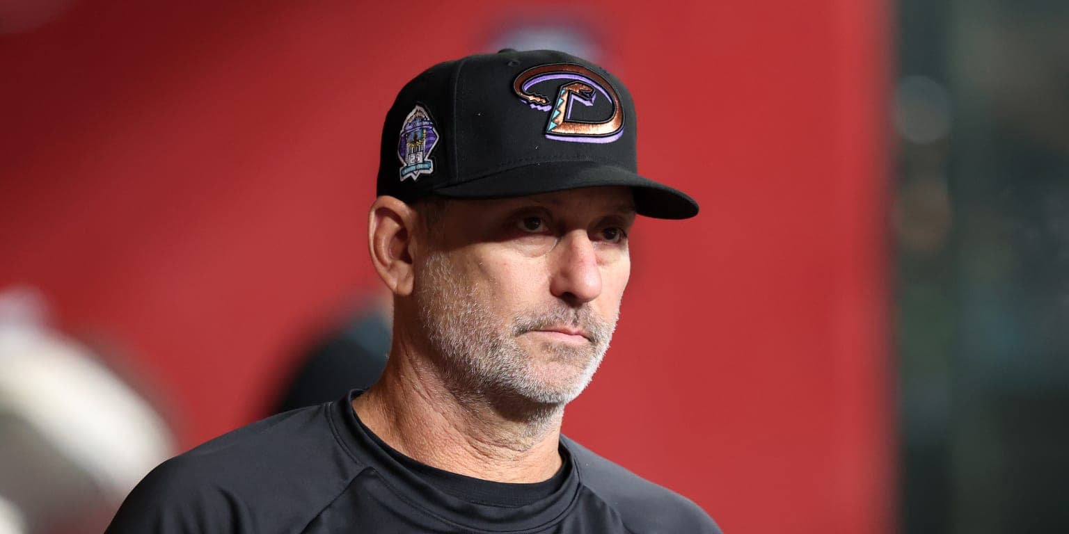 Lovullo seguirá al mando de los D-backs tras pactar extensión de 2 años