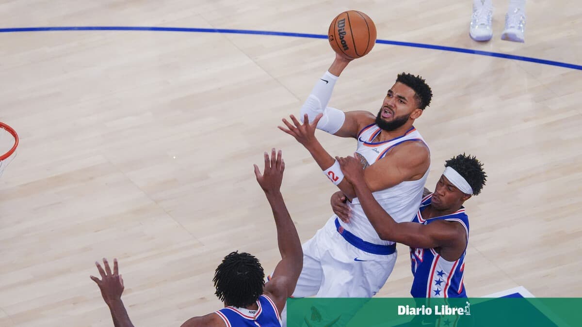 Sixers le amargan el festejo de campeones a los Knicks; Towns tuvo un doble doble