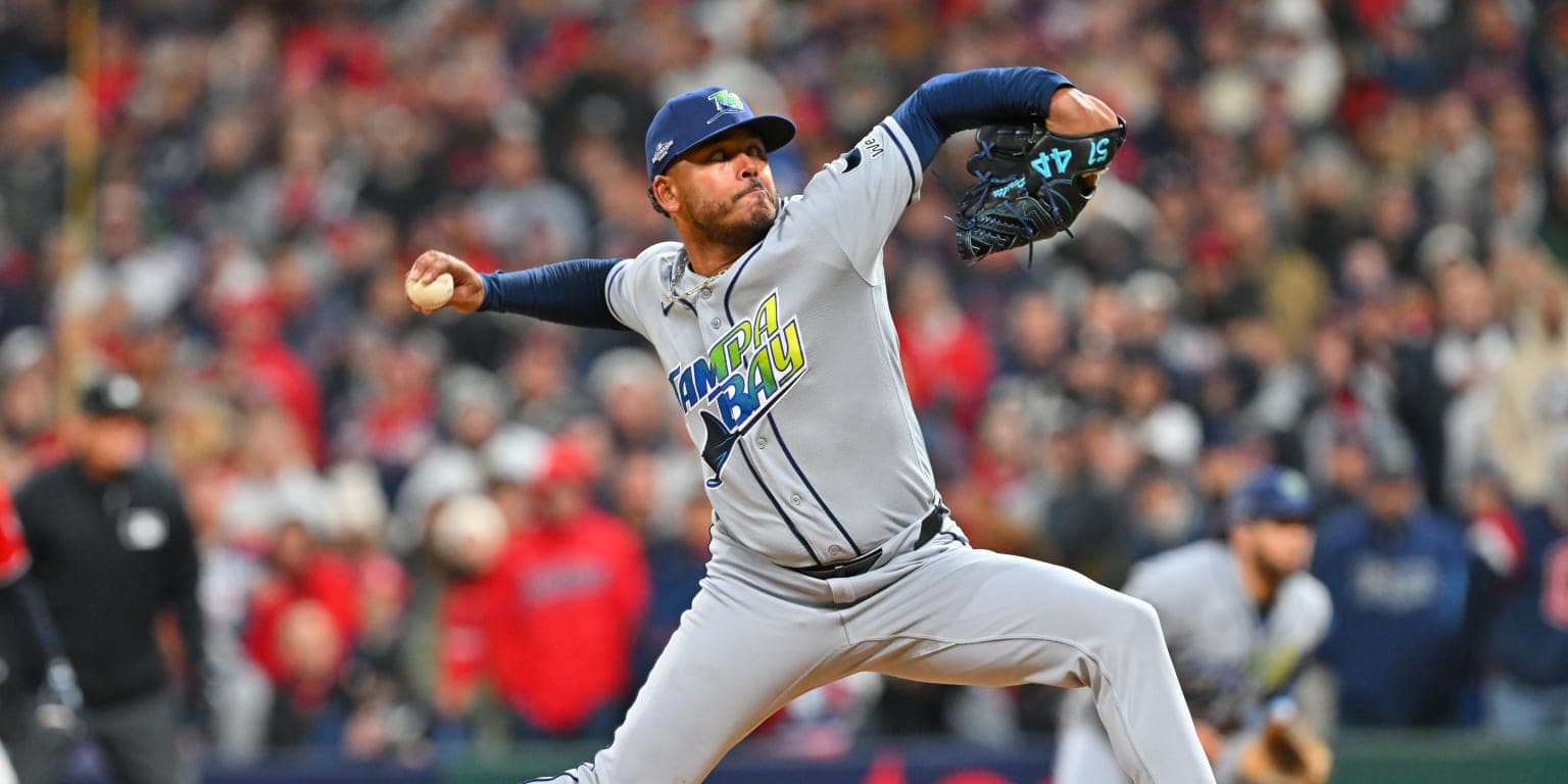 Freddy Peralta vuelve a cumplir por los Rays… ¡como relevista!