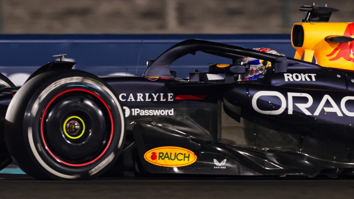 Verstappen y Lawson penalizados en la parrilla del GP de México por choque en ensayos