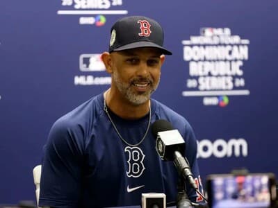 Cora: Me despidieron porque los Red Sox no estaban lanzando bien