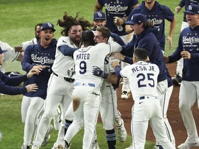 MLB: Los Rays evitan la barrida en una victoria en 12 entradas