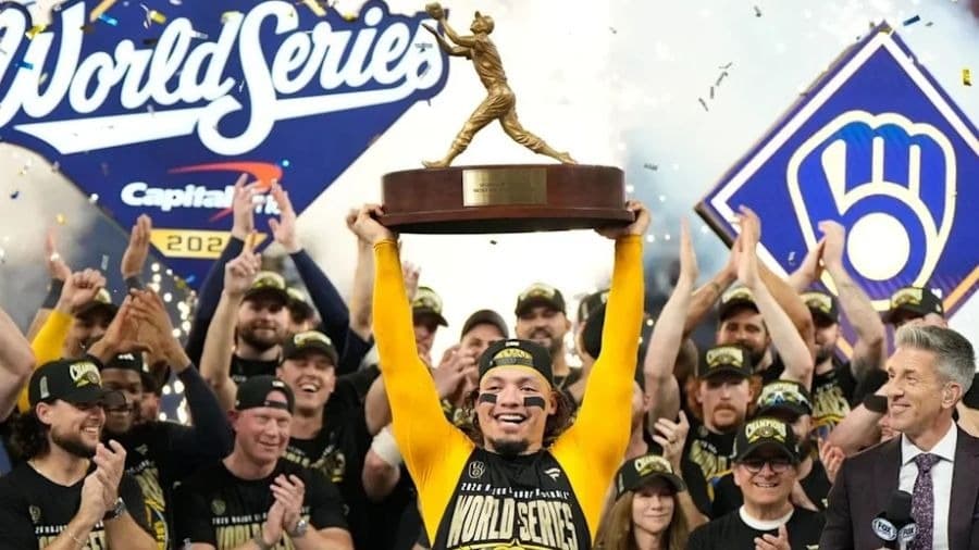 Tres venezolanos hacen historia con doble corona mundial y Contreras iguala una hazaña de Salvador Pérez.