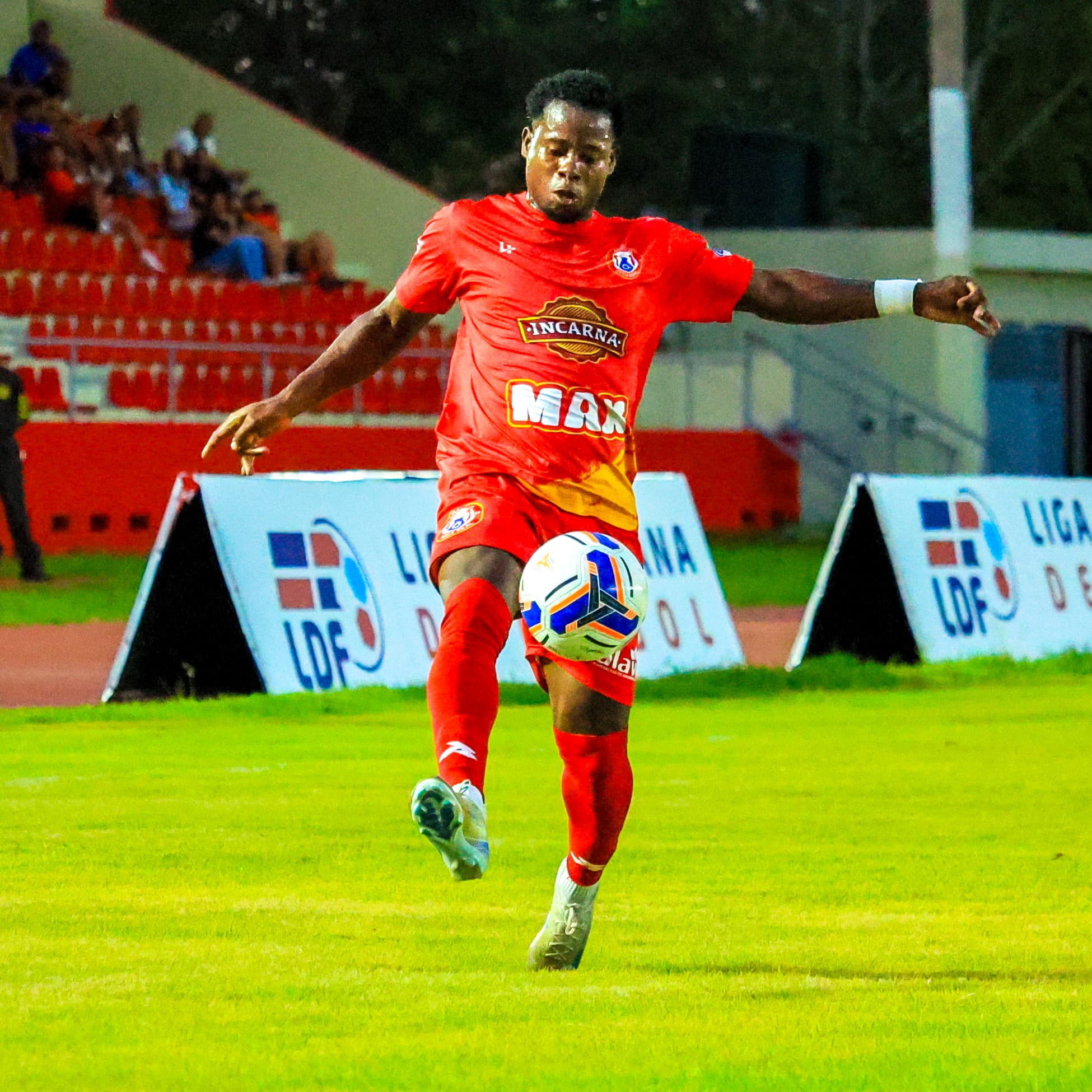 Atlético Vega Real propina a Moca fc su primera derrota del torneo
